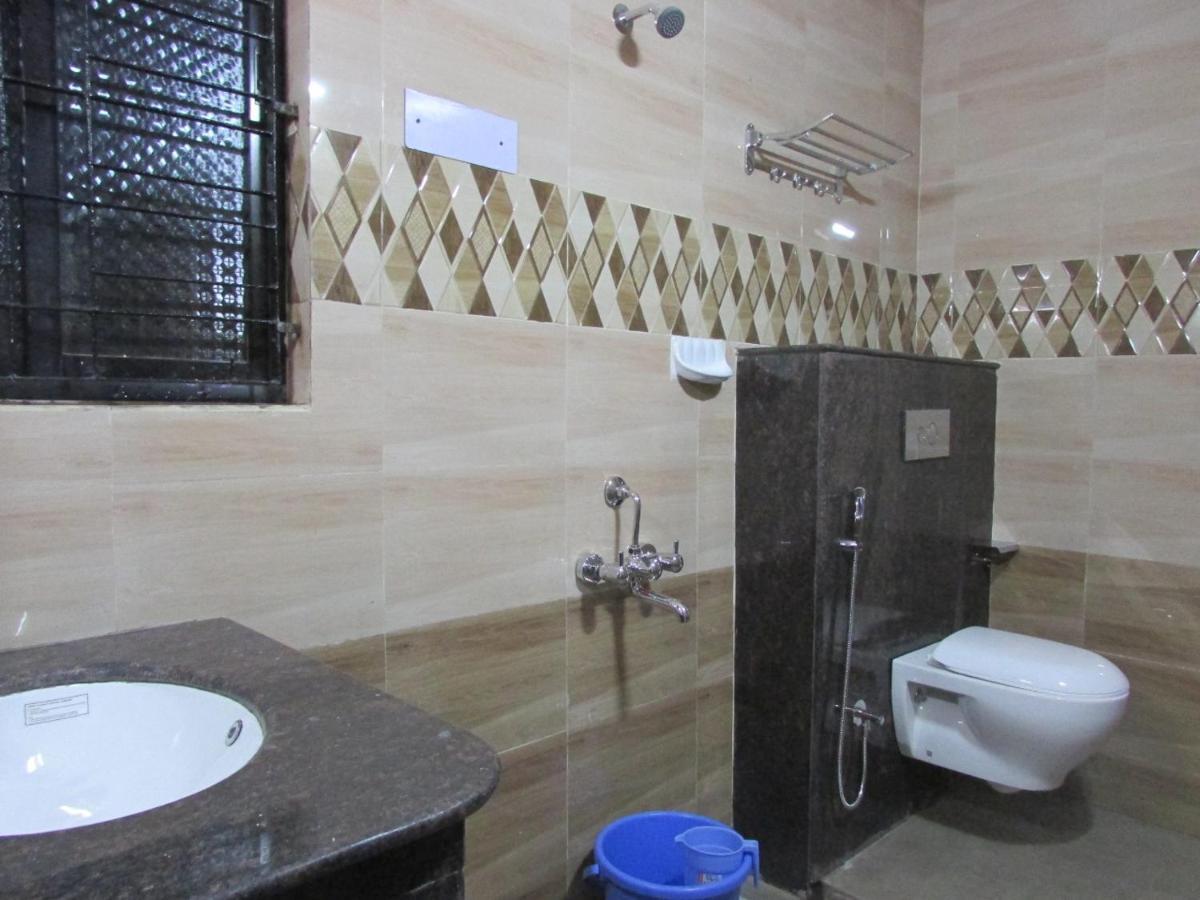 Sanrit Hotel GOA Kültér fotó