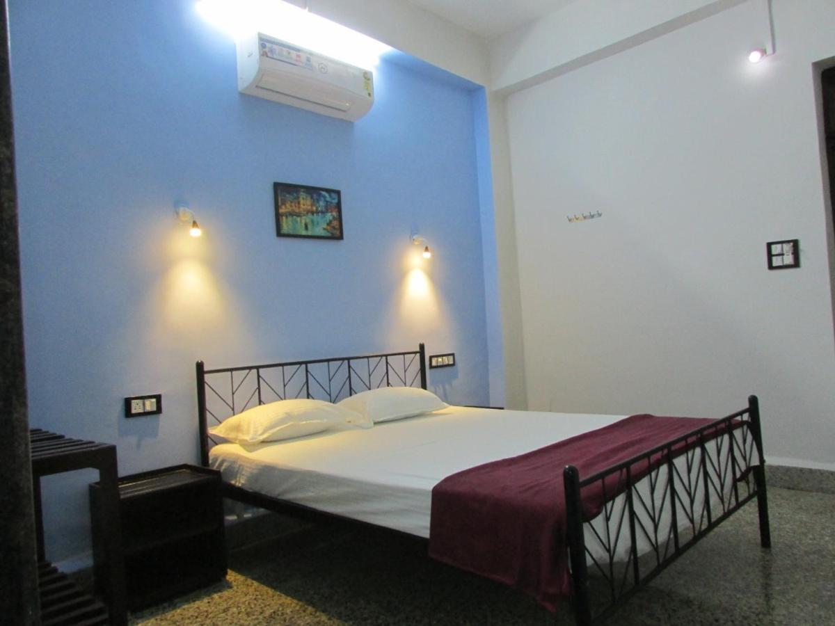 Sanrit Hotel GOA Kültér fotó